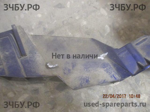 Ford Focus 3 Панель передняя (телевизор)