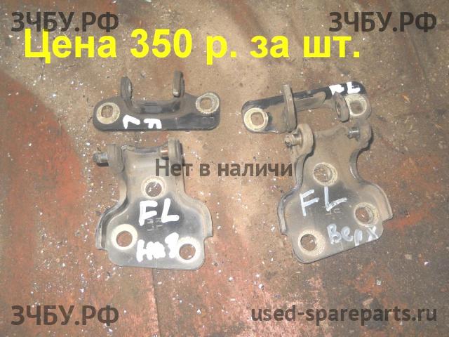 Land Rover Freelander 1 Петля двери передней левой