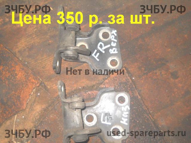 Land Rover Freelander 1 Петля двери передней правой