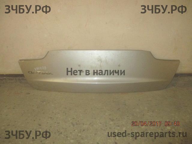 KIA Optima 3 Накладка на крышку багажника