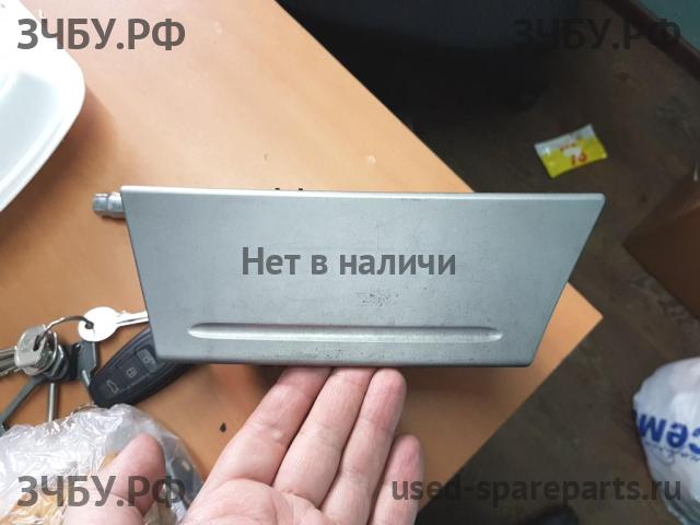 Ford Focus 2 (рестайлинг) Бардачок