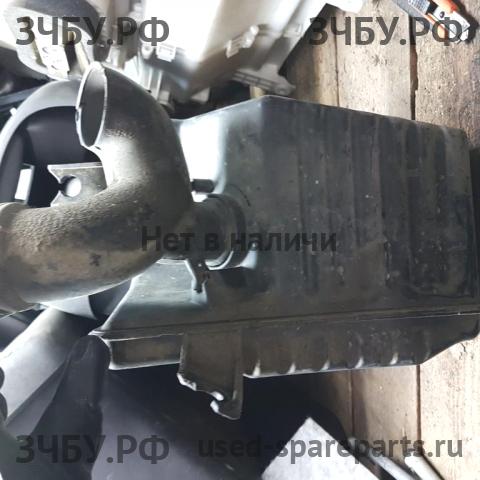 Chevrolet Aveo 1 (T200) Корпус воздушного фильтра