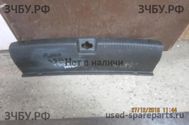 KIA Rio 3 Обшивка багажника