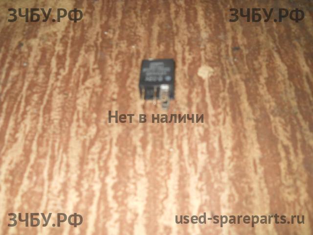 Hyundai Elantra 1 Реле