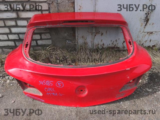 Opel Astra J Дверь багажника