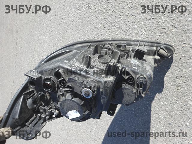 KIA Sorento 2 Фара правая