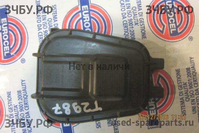 Ford Kuga 2 Крышка на фару
