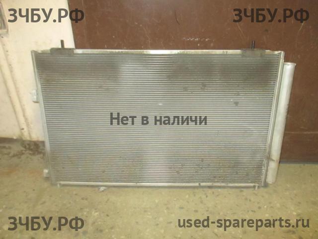 Toyota RAV 4 (4) Радиатор кондиционера