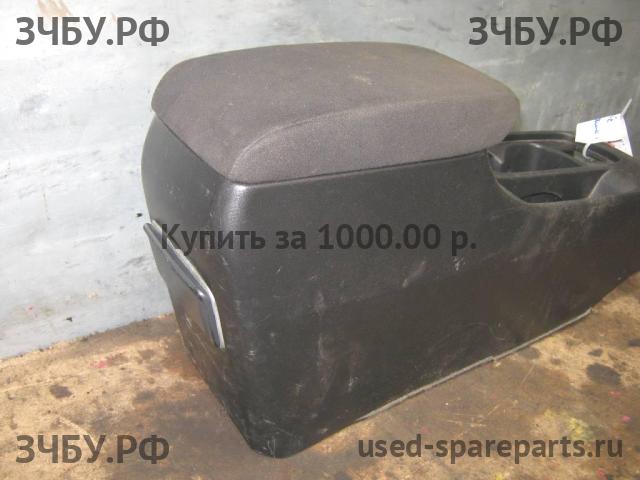 Mitsubishi Lancer 9 [CS/Classic] Консоль между сиденьями (Подлокотник)