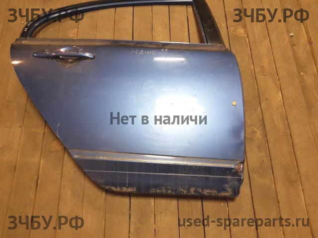Honda Civic 8 (4D) Дверь задняя правая