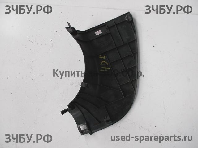 Honda Civic 8 (4D) Накладка стойки передней правой