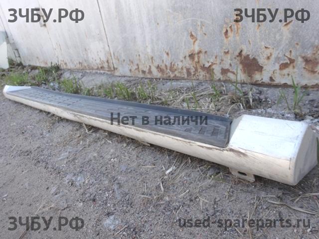 Mitsubishi Pajero/Montero 4 Подножка