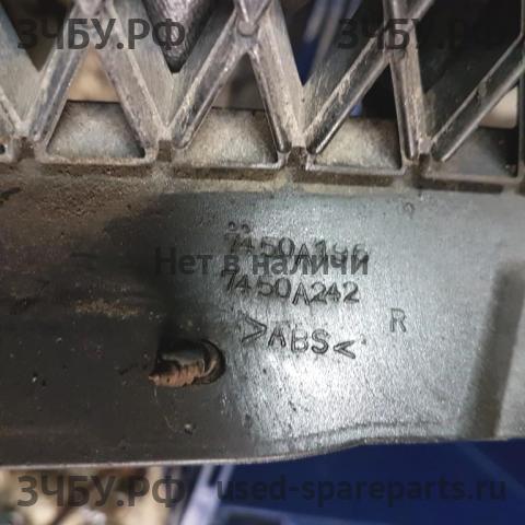 Mitsubishi Lancer 9 [CS/Classic] Решетка радиатора