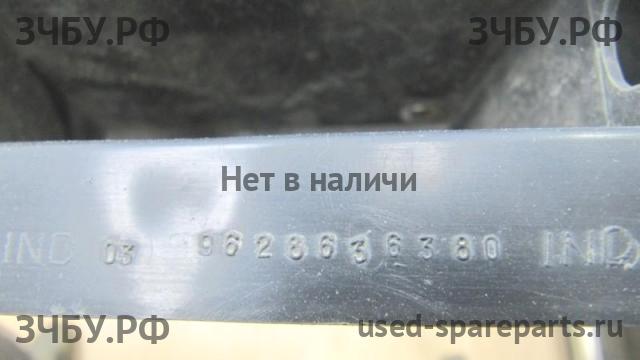Peugeot 206 Усилитель бампера передний