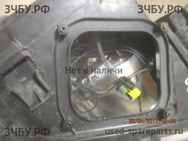 Ford Focus 2 (рестайлинг) Фара левая