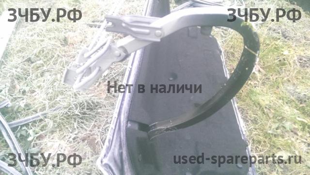 Chevrolet Cruze 1 Петля крышки багажника правая