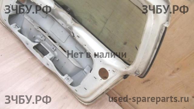 Volkswagen Passat B6 Дверь багажника со стеклом