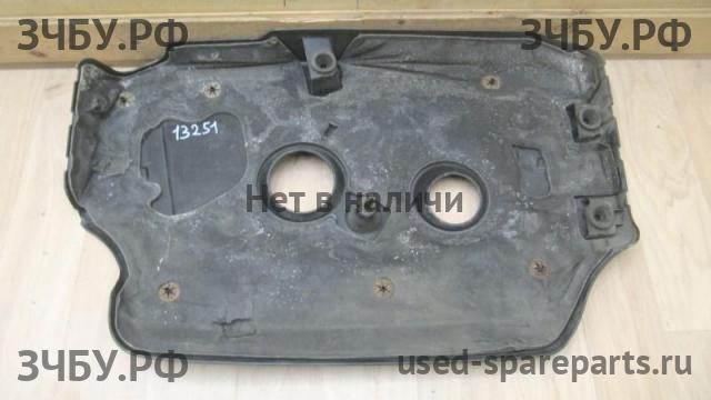 Ford Focus 3 Крышка двигателя передняя