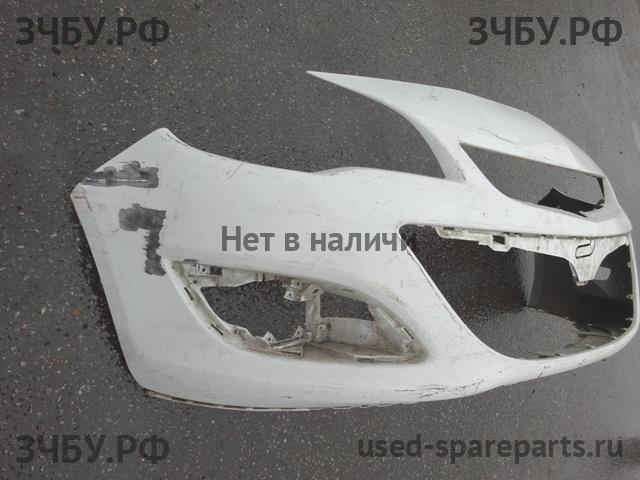 Opel Astra J Бампер передний