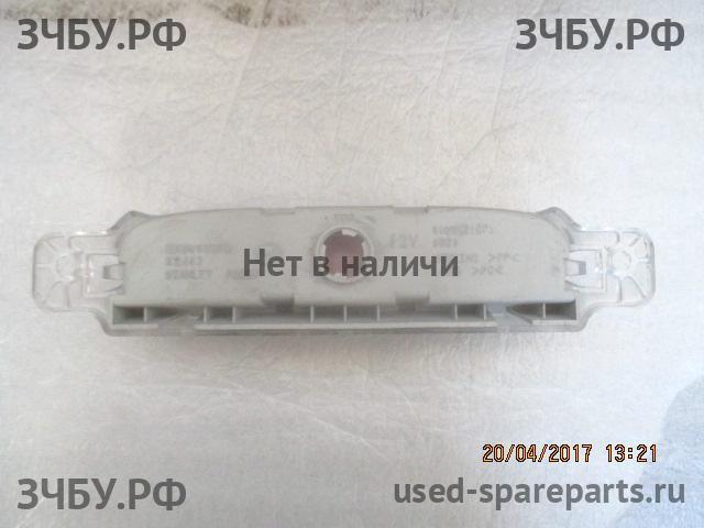 Mazda 3 [BK] Фонарь задний (стоп сигнал)