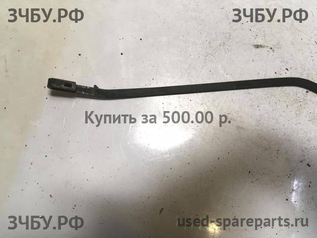 Mitsubishi Lancer 9 [CS/Classic] Поводок стеклоочистителя передний