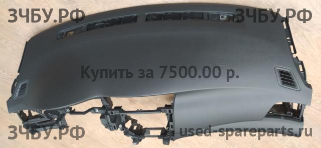 Nissan Sentra (B17) Торпедо