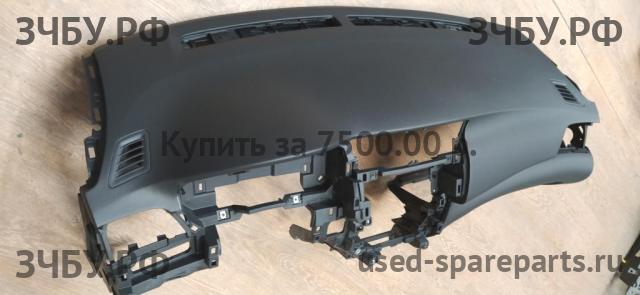 Nissan Sentra (B17) Торпедо
