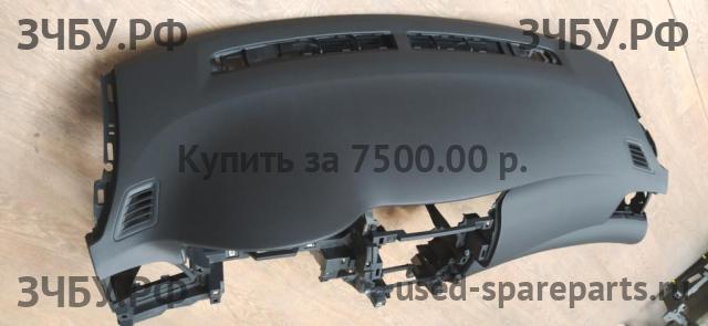 Nissan Sentra (B17) Торпедо