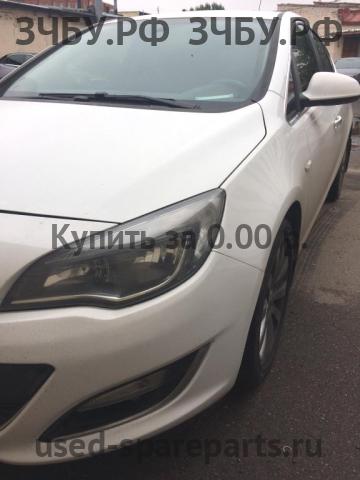 Opel Astra J Сиденья (комплект)