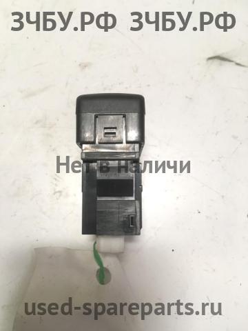 Subaru Forester 2 (S11) Кнопка корректора фар