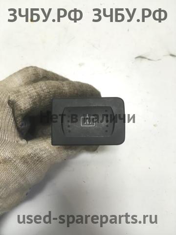 Volkswagen Golf 4 Кнопка обогрева заднего стекла