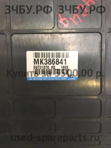 Mitsubishi Pajero/Montero 3 Блок управления двигателем