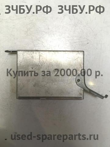Lexus LS (2) 400 Блок электронный