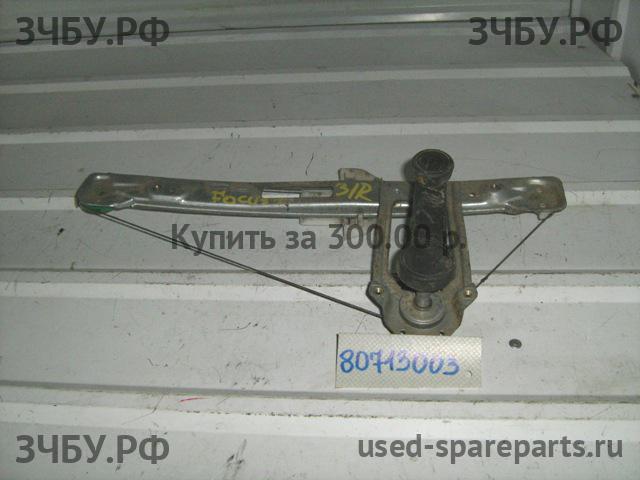 Ford Focus 1 Стеклоподъёмник механический задний правый