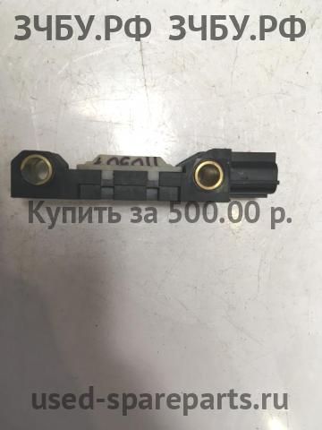 Audi A8 (2) [D3,4E] Датчик удара AIR BAG (SRS)