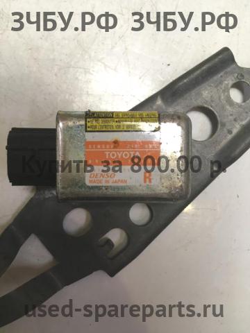 Lexus GS (3) 300/400/430 Датчик удара AIR BAG (SRS)