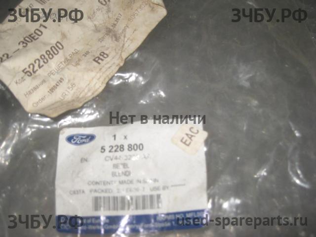 Ford Kuga 2 Планка под фару правая