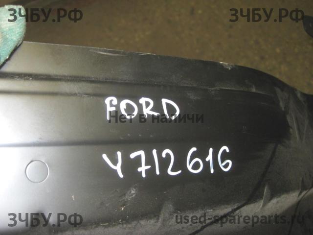 Ford Focus 3 Панель задняя