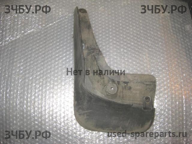 Ford Focus 3 Брызговик задний левый