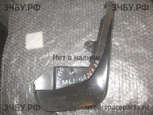 Ford Fiesta 6 Брызговик передний левый