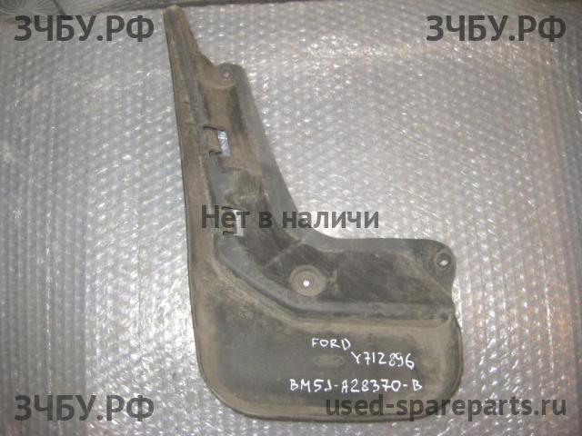 Ford Focus 3 Брызговик задний правый