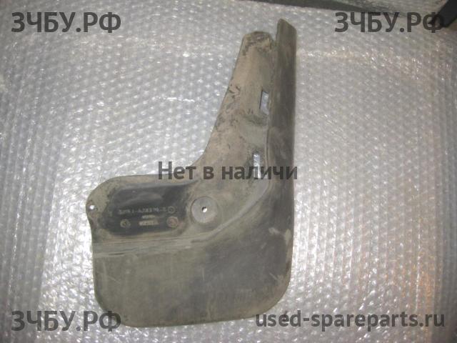 Ford Focus 3 Брызговик задний правый