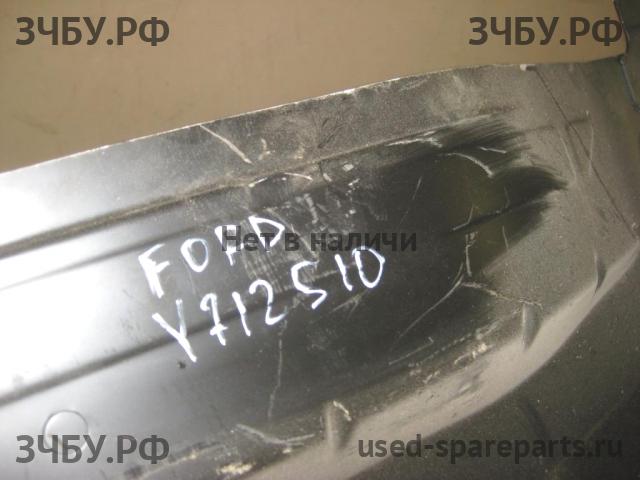 Ford Focus 3 Панель задняя