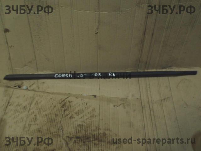 Opel Corsa D Накладка стекла