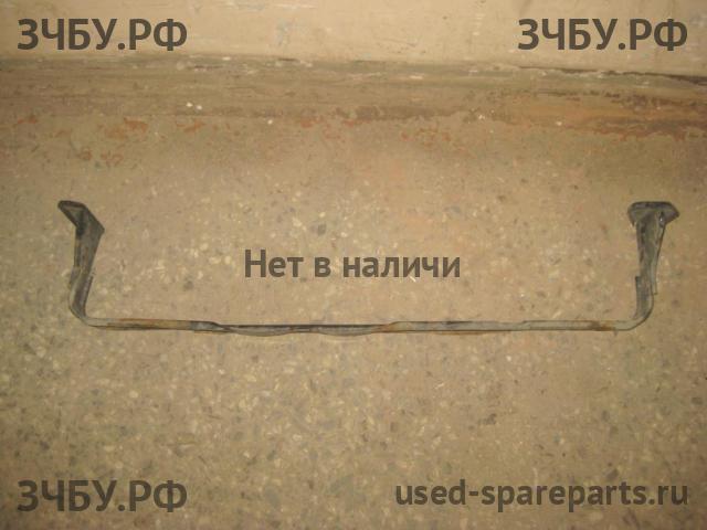 Ford Focus 3 Балка подрадиаторная
