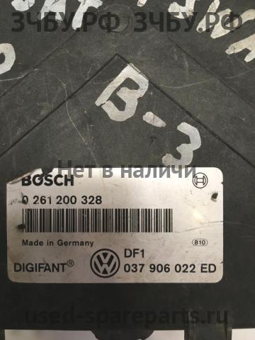 Volkswagen Passat B3 Блок управления двигателем