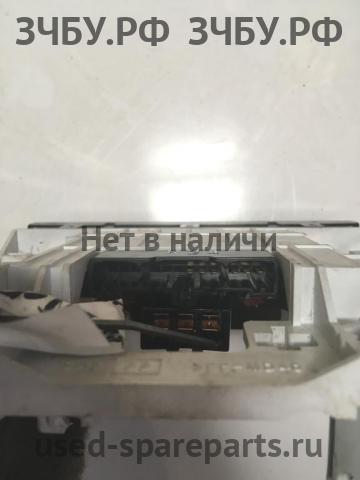 Mitsubishi Fuso/Canter (2) Блок управления климатической установкой