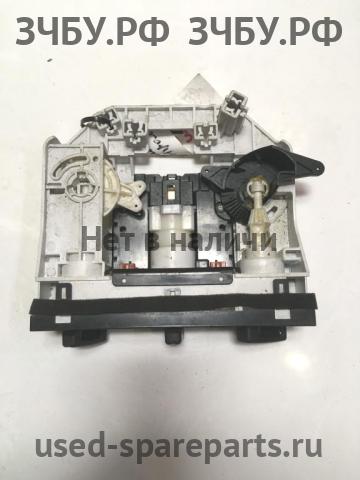 Mitsubishi Fuso/Canter (2) Блок управления климатической установкой