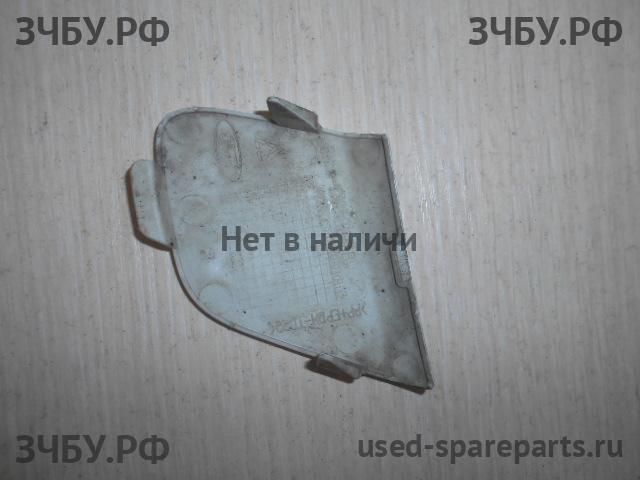 Ford Focus 3 Заглушка в бампер