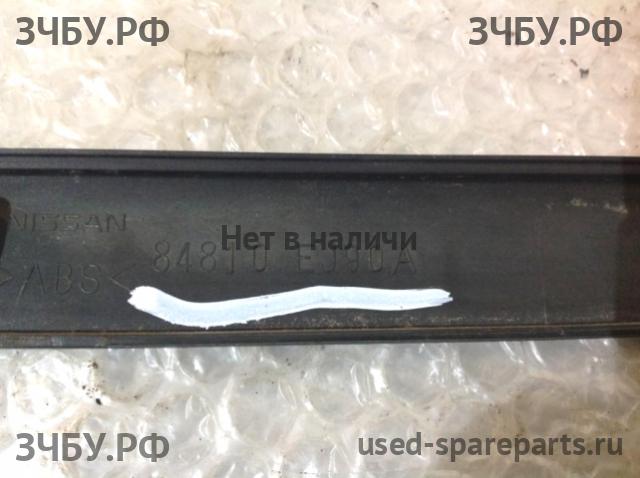 Infiniti M 35/45 [Y50] Накладка на крышку багажника